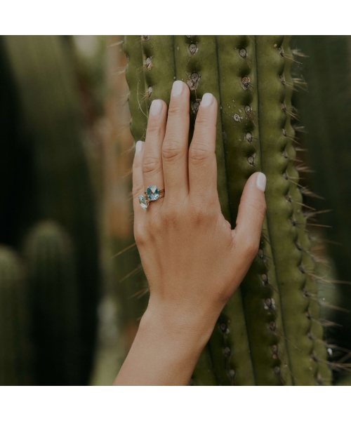 Gold Dolce Vita Mini ring with Sky Blue topaz - 6