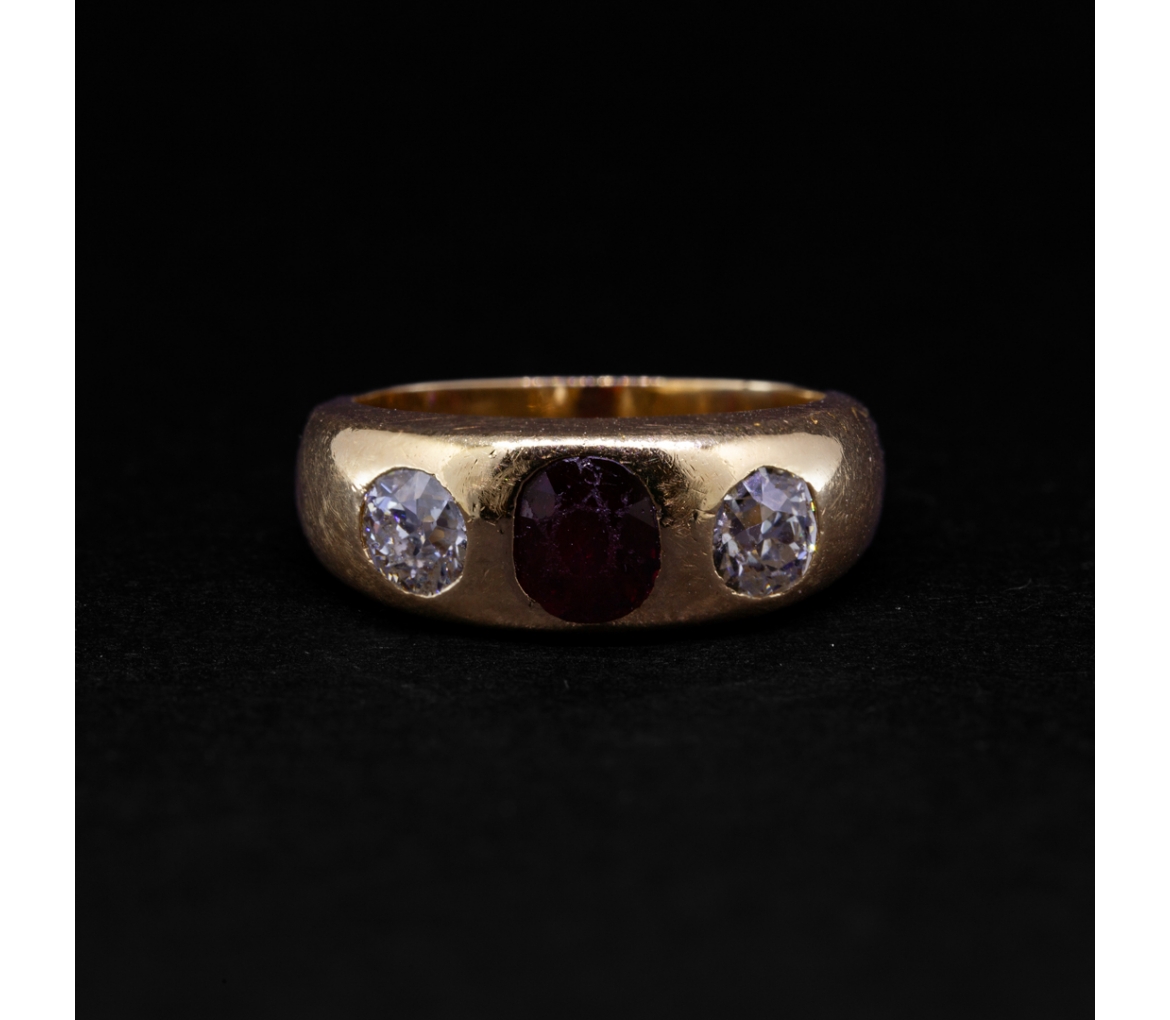 Gold signet ring with ruby ​​and diamonds, Austria-Hungary - 1