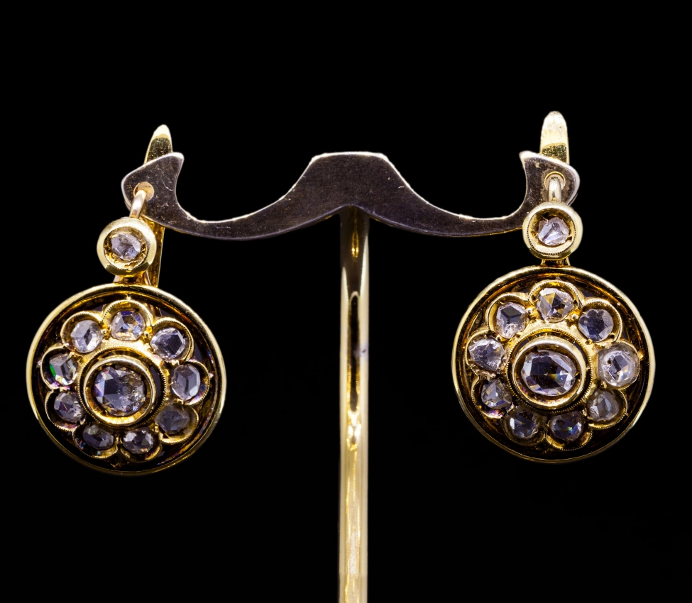 18K Gold, 1,07 ctw Rose-Cut Diamond 'Daisy' Earrings, 19th/20th century - 1