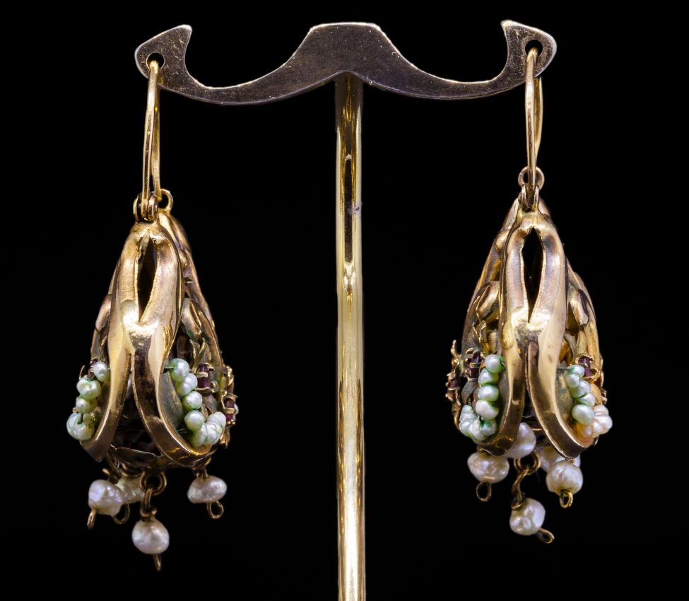 12K Gold, Pearl and Gemstone Chandelier Earrings, XIX century - 1