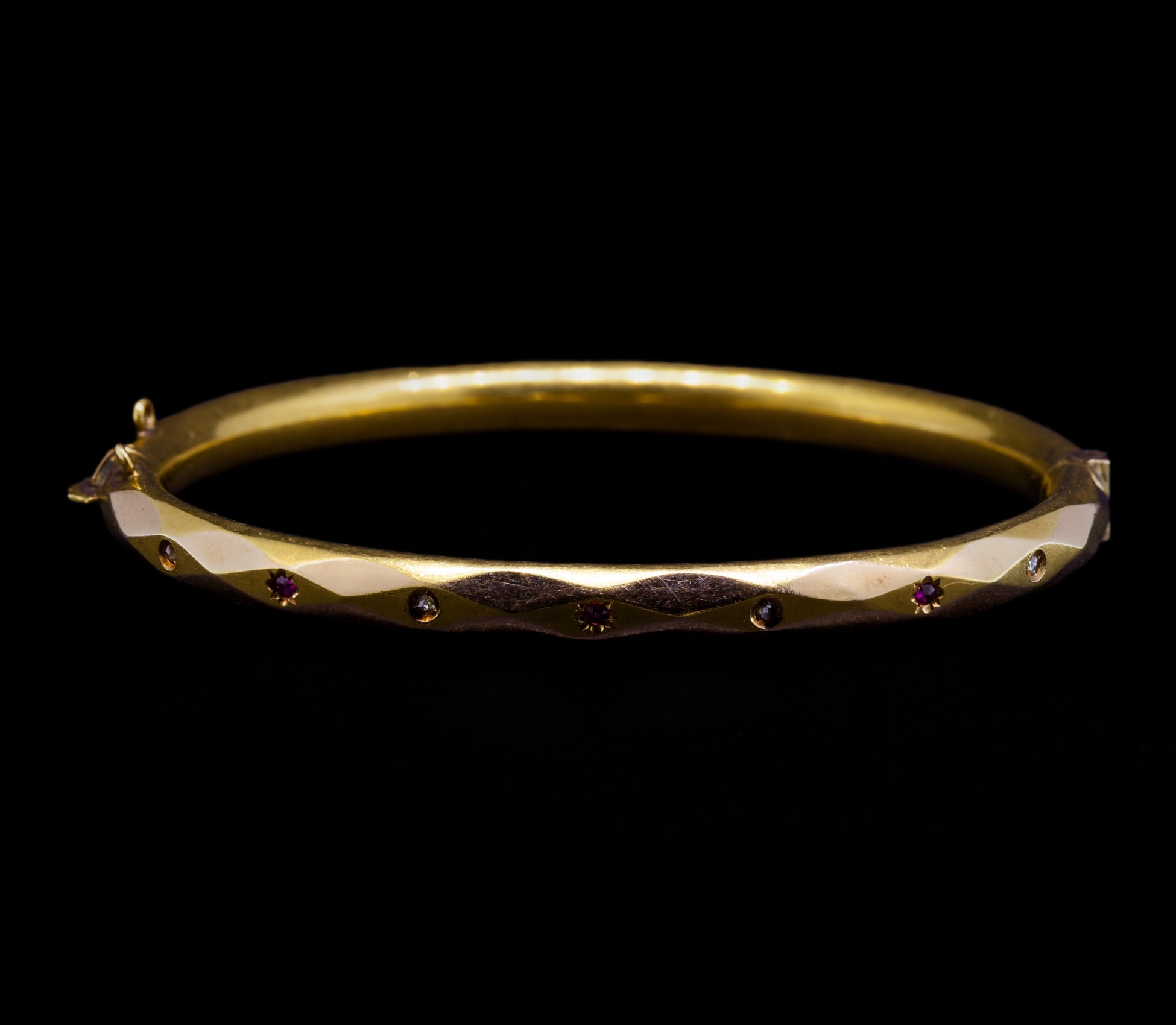 18K Gold, Silver, Ruby and Diamond Bracelet, Vintage - 1 18K Gold, Silver, Ruby and Diamond Bracelet, Vintage - 1