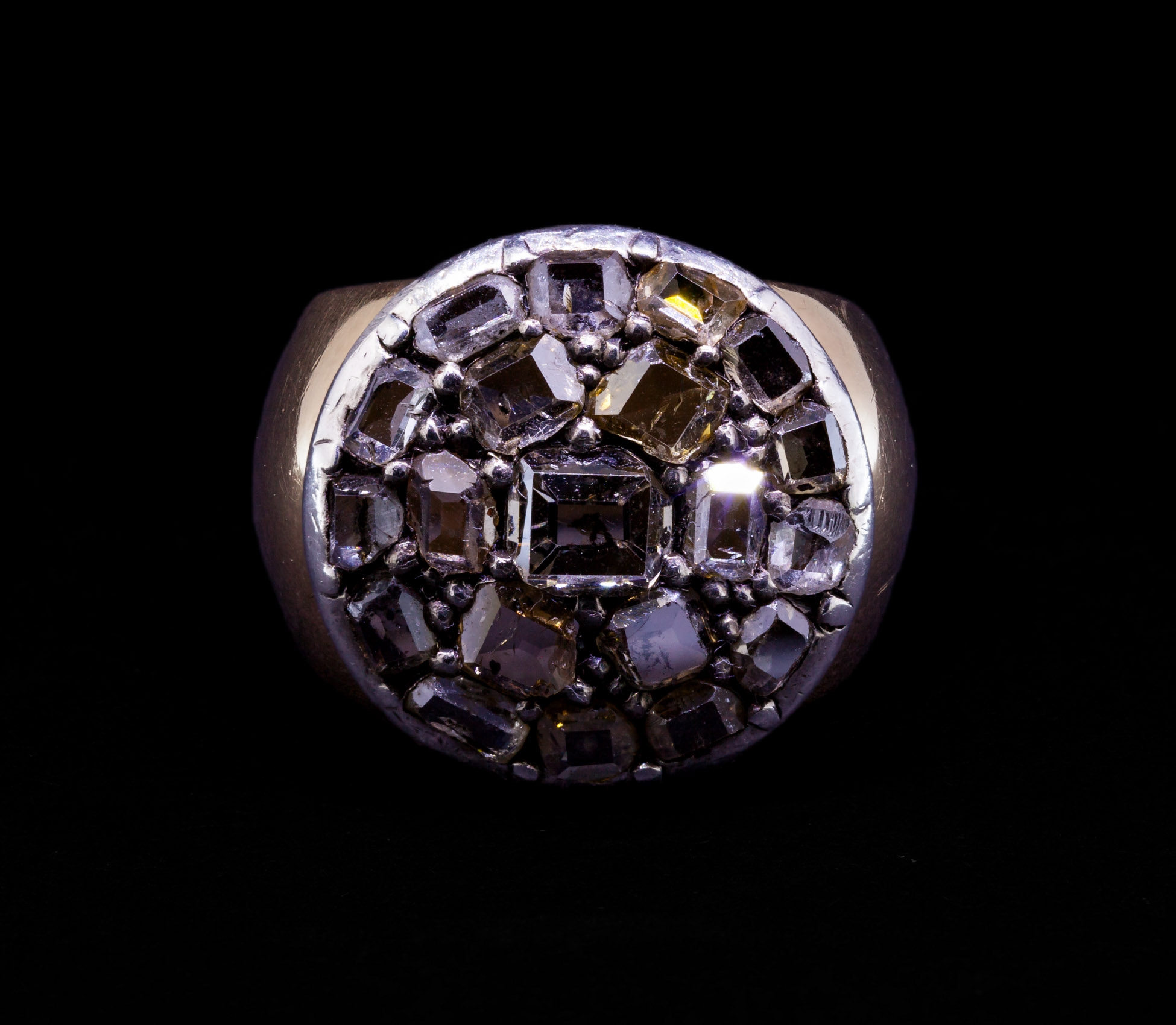 Pierścionek z diamentami w szlifach tablicowych, Złoto 750, Vintage - 1 Pierścionek z diamentami w szlifach tablicowych, Złoto 750, Vintage - 1