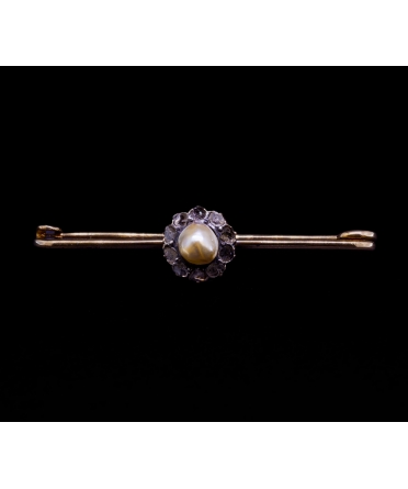 Broszka z perłą i rozetami diamentowymi, koniec XIX w., Złoto 750 - 1
