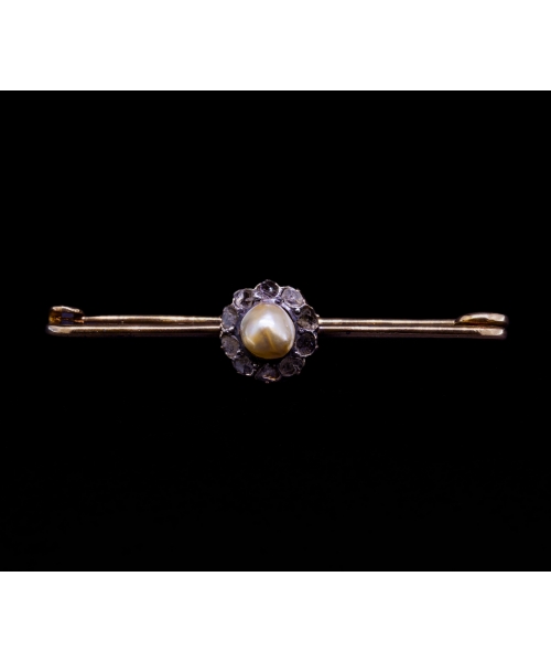 Broszka z perłą i rozetami diamentowymi, koniec XIX w., Złoto 750 - 1