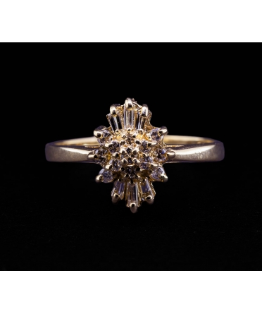 Pierścionek z brylantami i bagietami diamentowymi, Złoto 585 - 1