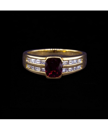 18K Gold, Ring with Ruby and Diamonds, Italy, Arezzo, Vintage - 2