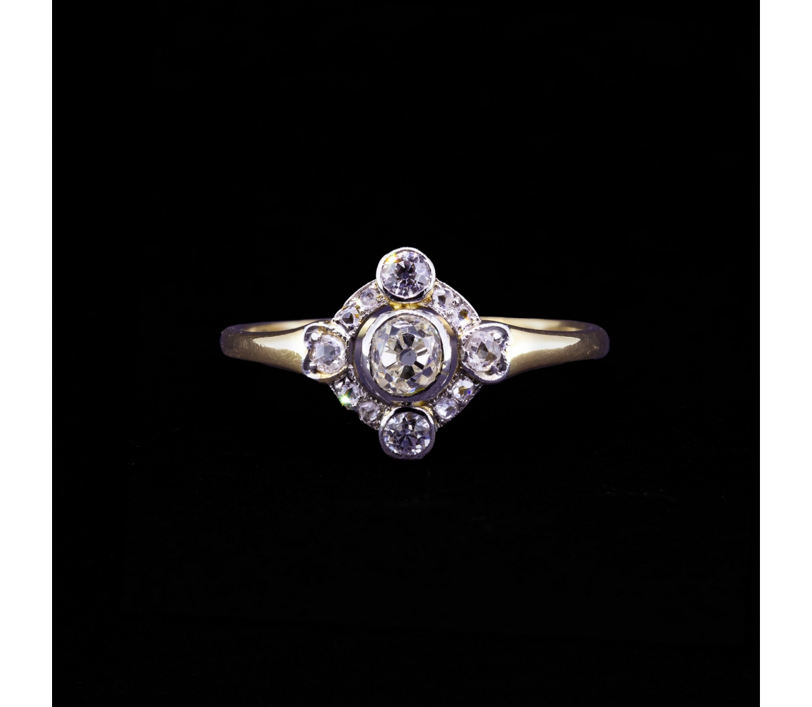 18K Gold, Art Deco Ring with Old-Cut Diamonds - 1