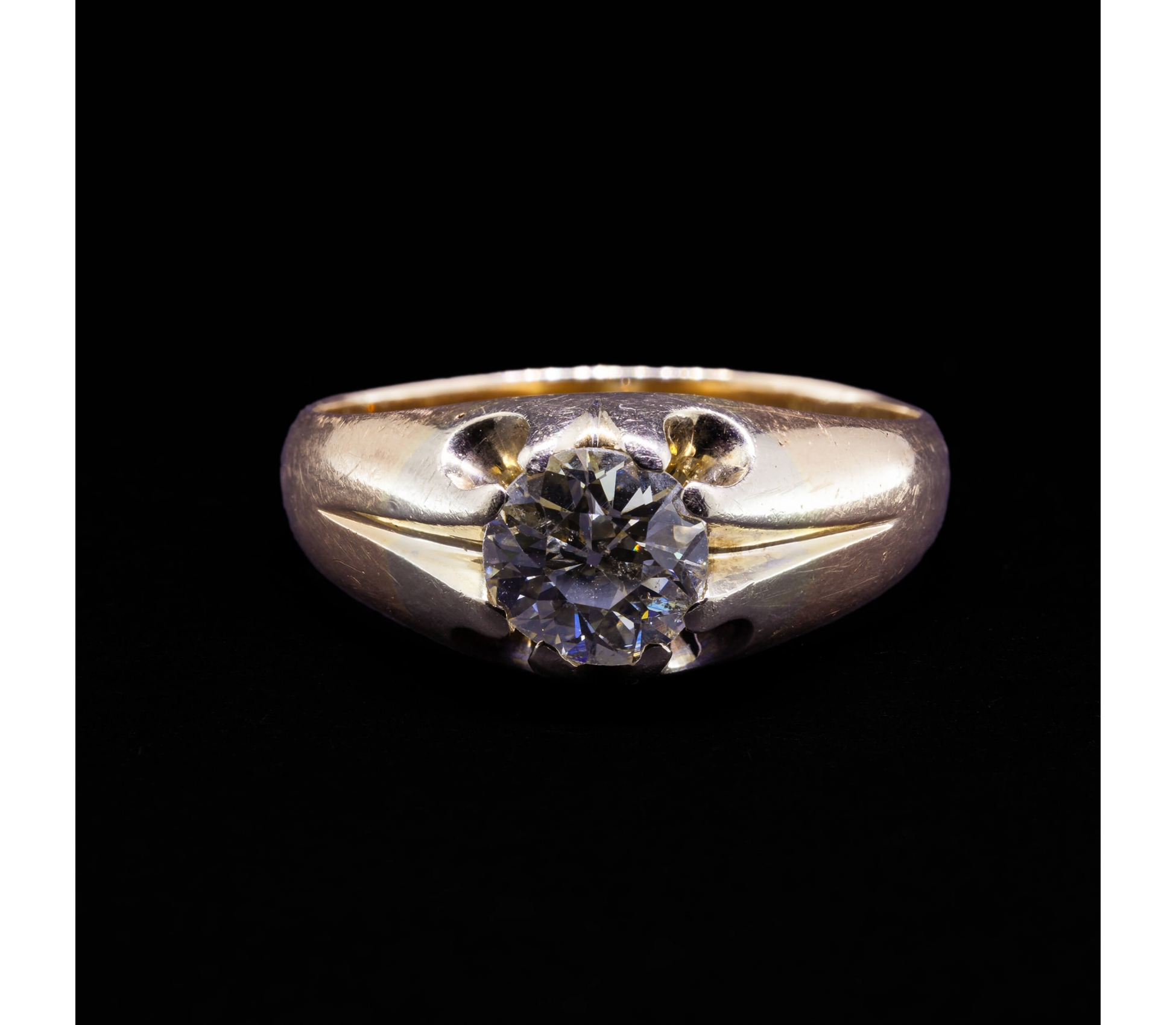 14K Gold, Signet Ring with an Old-Cut Diamond, 1960s/1980s, Warsaw - 1 14K Gold, Signet Ring with an Old-Cut Diamond, 1960s/1980s, Warsaw - 1