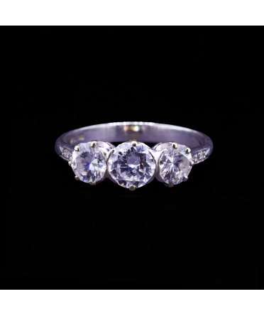 Platinum Three-Stone Diamond Ring, Vintage - 1