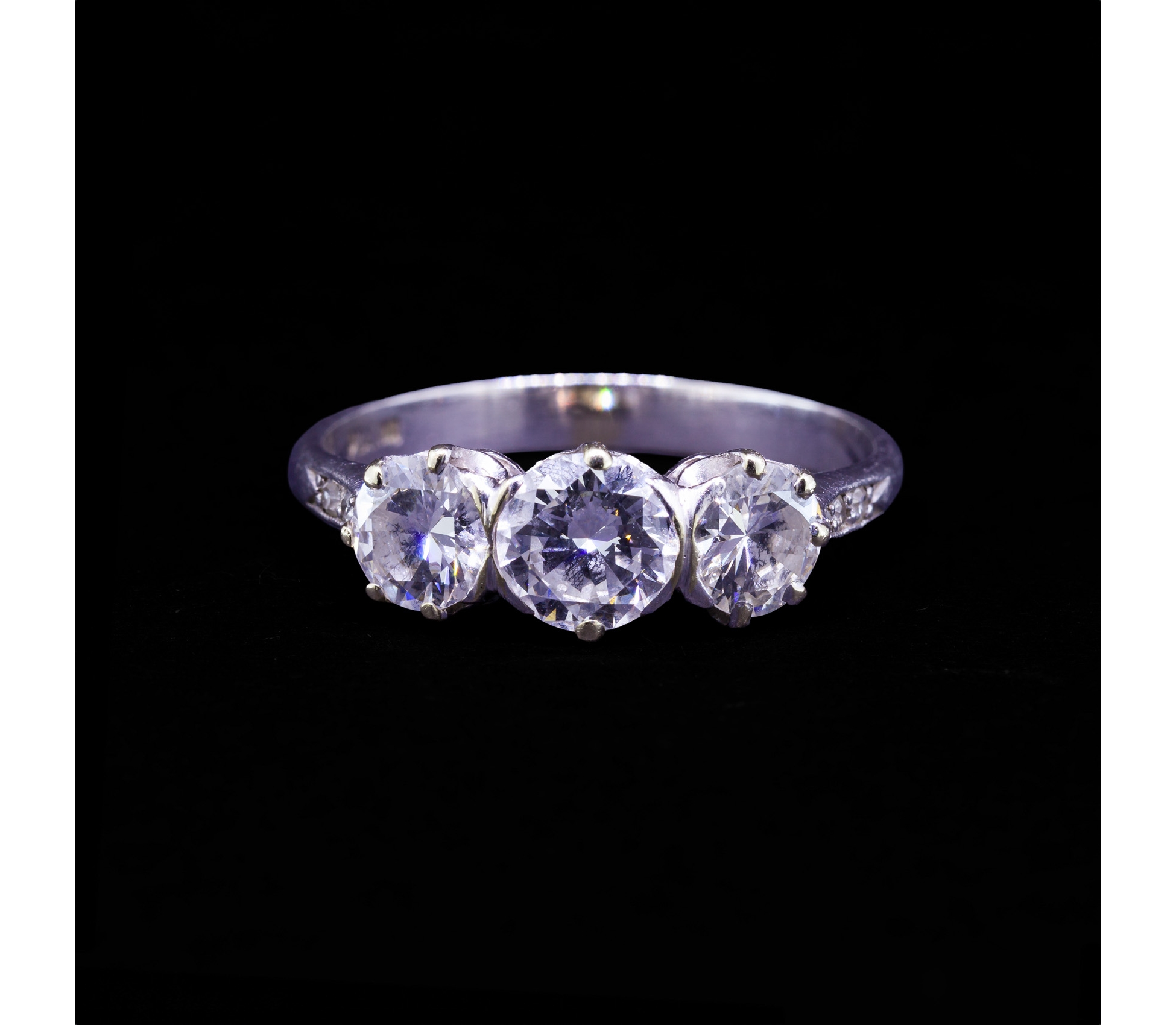 Platinum Three-Stone Diamond Ring, Vintage - 1 Platinum Three-Stone Diamond Ring, Vintage - 1