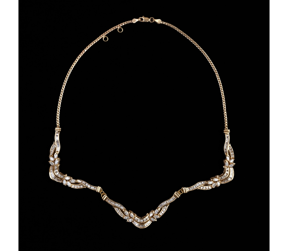 9K Gold, 3.76 ctw Diamond Necklace, Vintage - 1