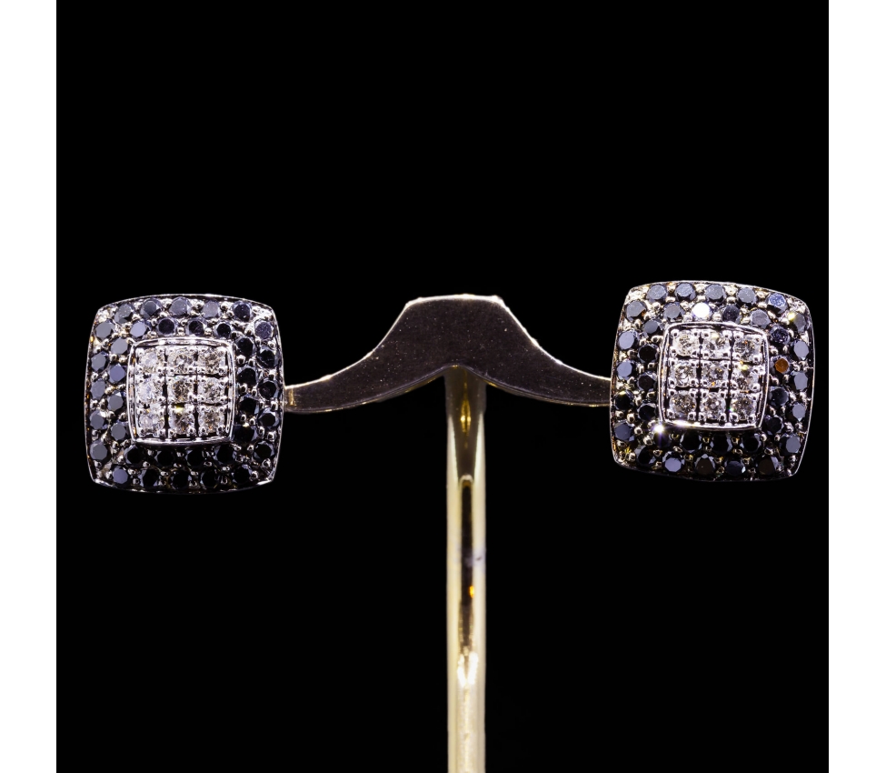 14K White Gold, Earrings with White and Black Diamonds, 1990s, 14K White Gold - 1