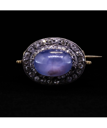 14K Gold, 11 ct Star Sapphire and Diamond Brooch, 2nd half of the 19th century - 1
