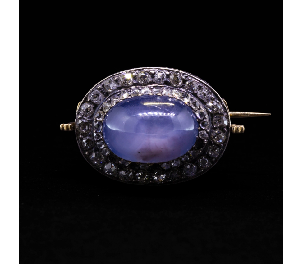 14K Gold, 11 ct Star Sapphire and Diamond Brooch, 2nd half of the 19th century - 1