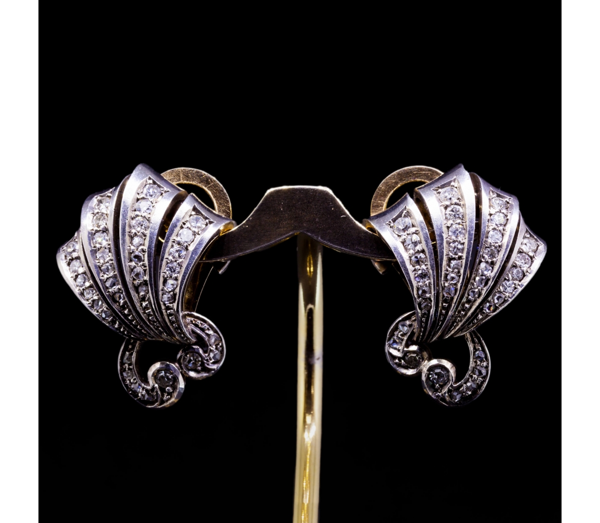 18K Gold, Retro Shell Clip-On 0.76 ctw Diamond Earrings - 1