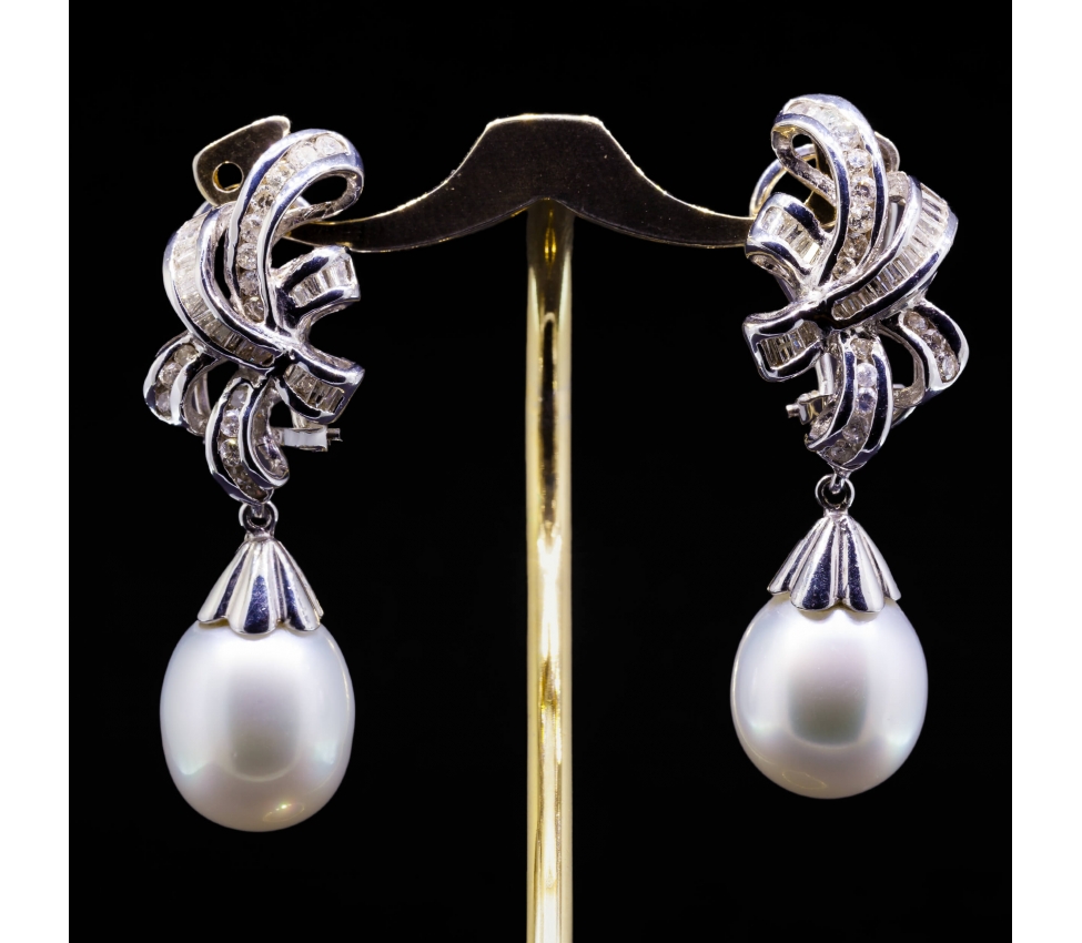 17K Gold, Clip Pearl and Diamond Earrings, Vintage - 1