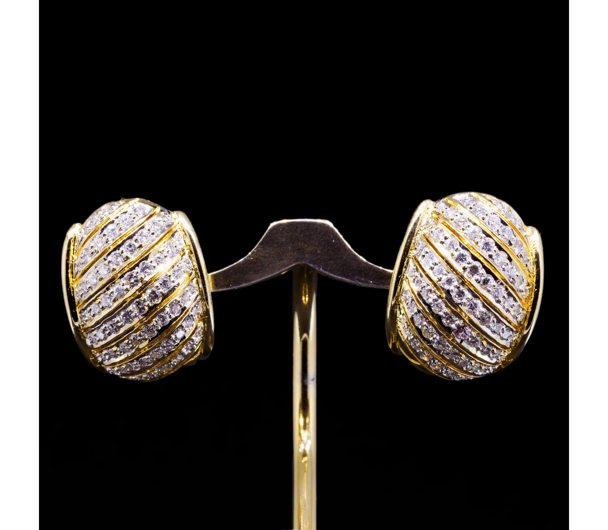 18K Gold, approx. 2 ctw Diamond Earrings, Vintage - 1 18K Gold, approx. 2 ctw Diamond Earrings, Vintage - 1
