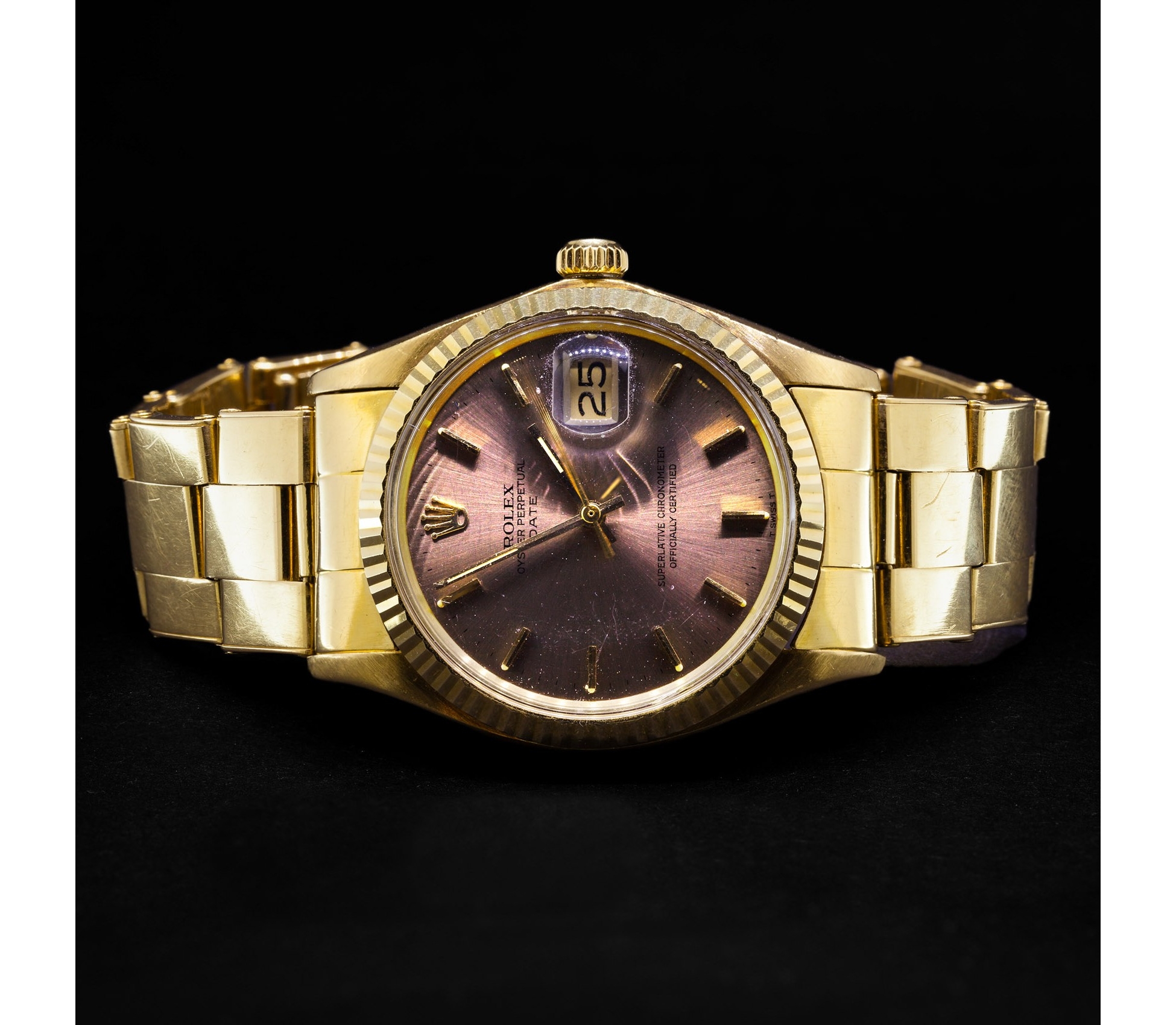 18K Gold, Rolex Date Oyster Perpetual Watch, 1972, Switzerland - 1 18K Gold, Rolex Date Oyster Perpetual Watch, 1972, Switzerland - 1