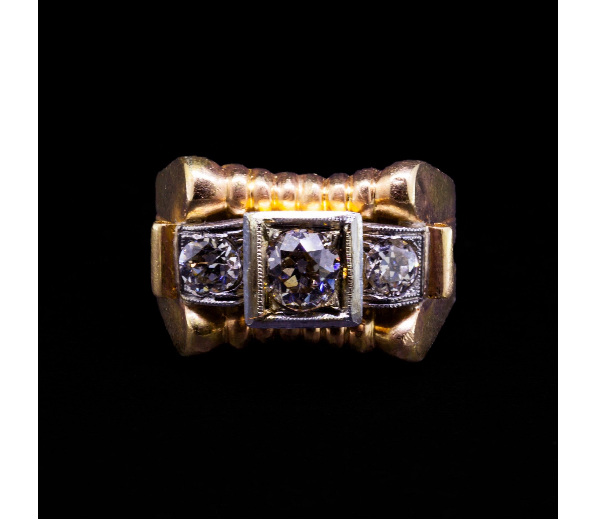 14K Gold, 0.75 ctw Old-Cut Diamond Tank Signet Ring, Art Deco - 1 14K Gold, 0.75 ctw Old-Cut Diamond Tank Signet Ring, Art Deco - 1