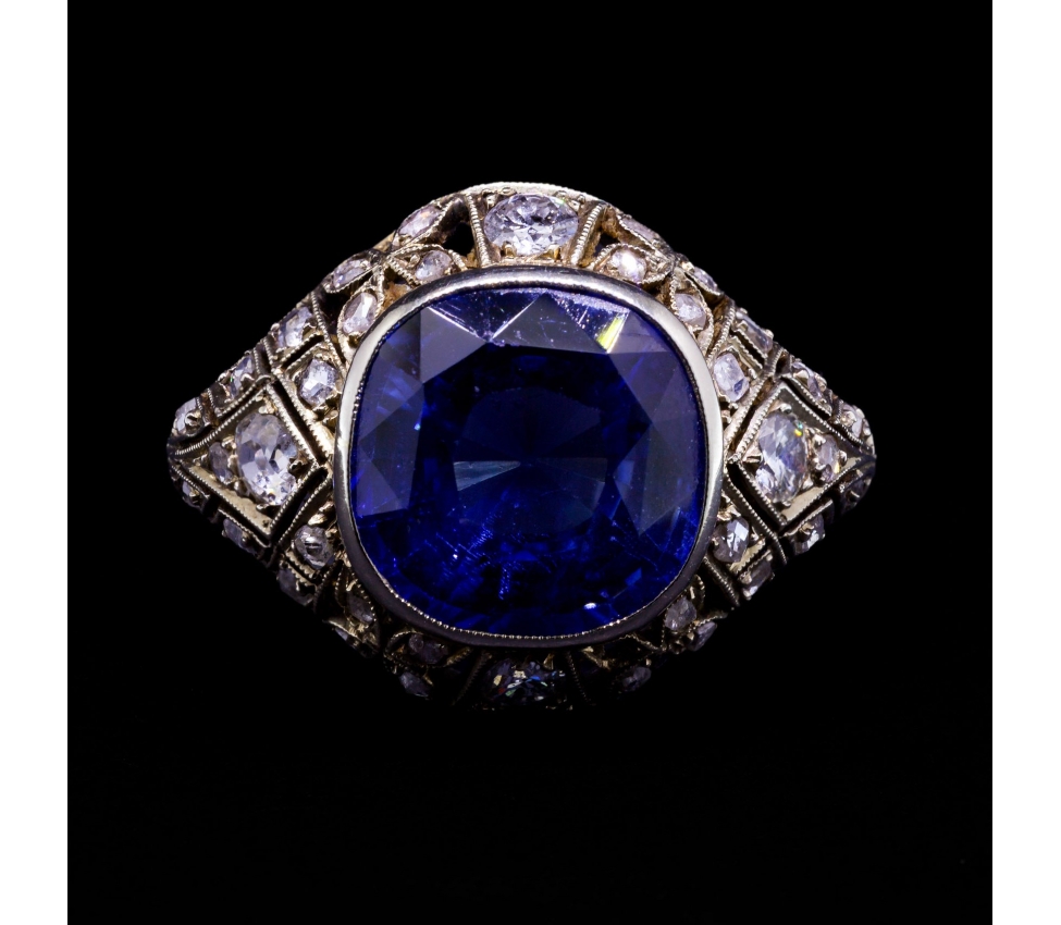 18K White Gold, 8 ct Synthetic Sapphire and 0.54 ctw. Diamond Art Deco Ring - 1