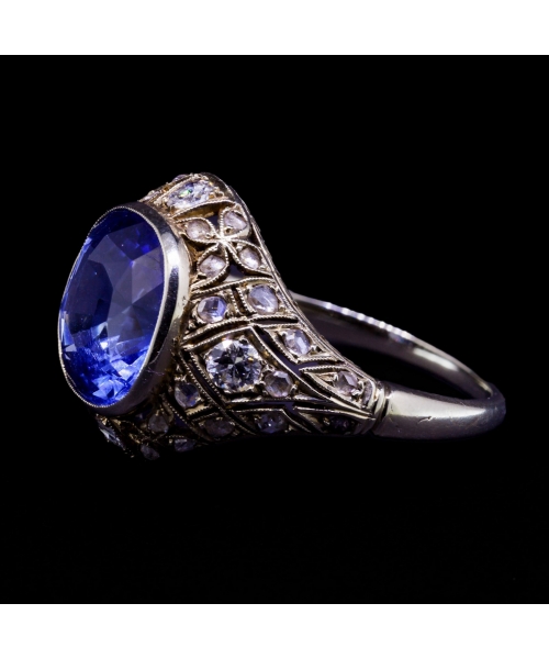 18K White Gold, 8 ct Synthetic Sapphire and 0.54 ctw. Diamond Art Deco Ring - 2