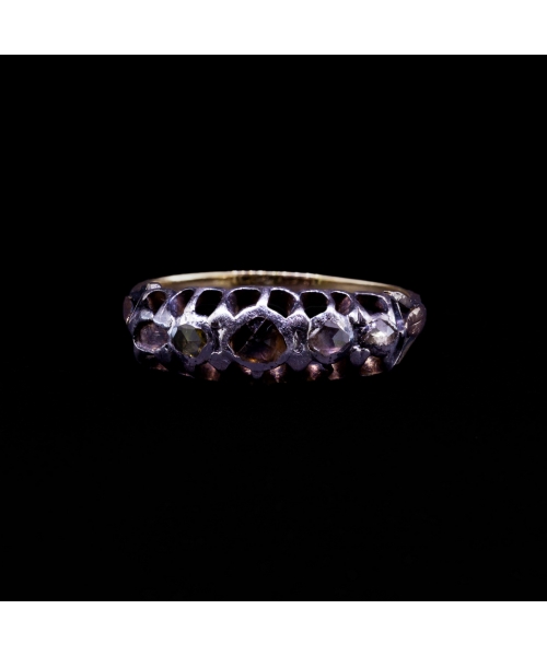 Pierścionek z rozetami diamentowymi, przełom XIX i XX w., Złoto 585 - 1