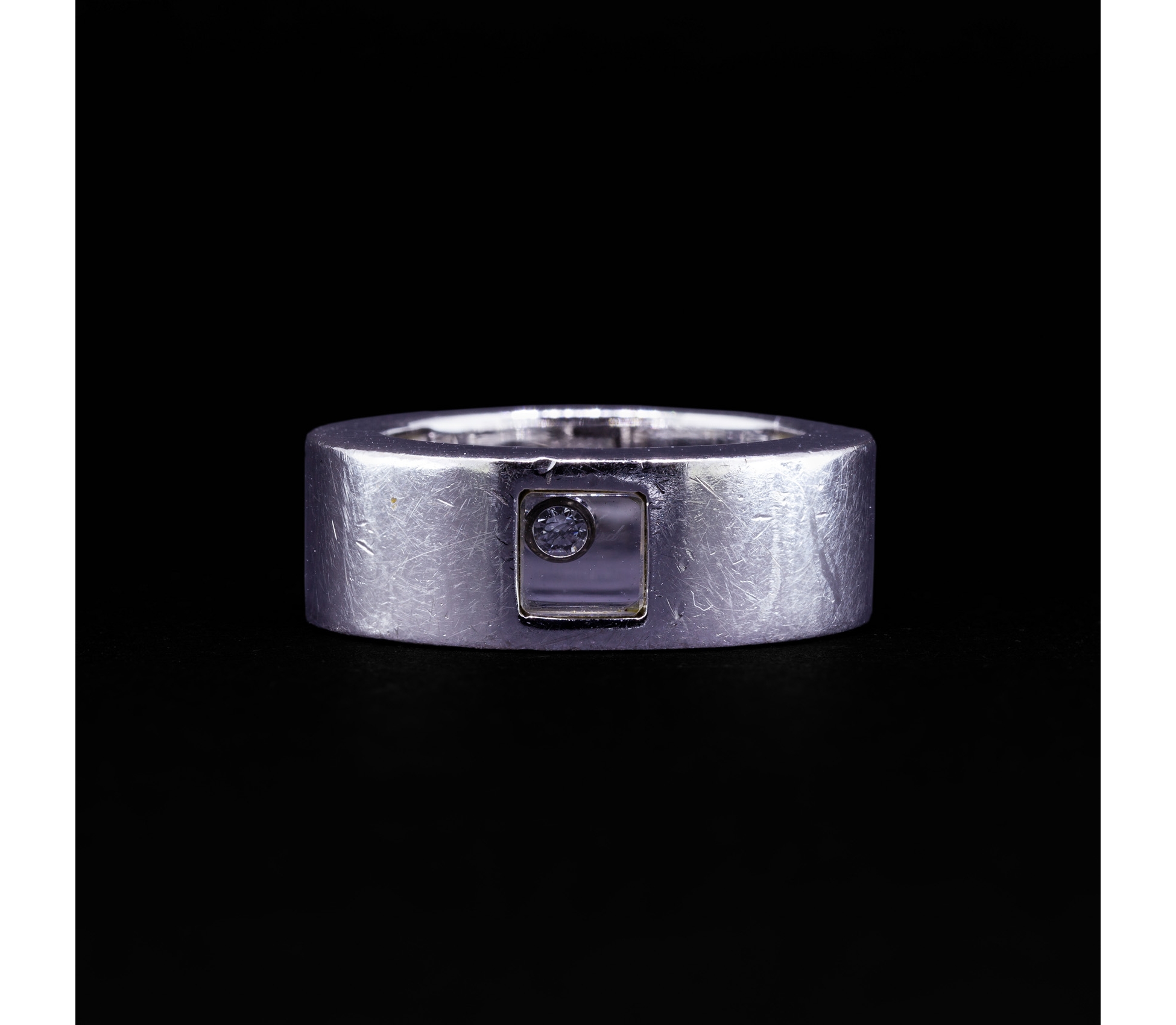 Pierścionek Chopard z brylantem, Vintage, Białe Złoto 750 - 1 Pierścionek Chopard z brylantem, Vintage, Białe Złoto 750 - 1