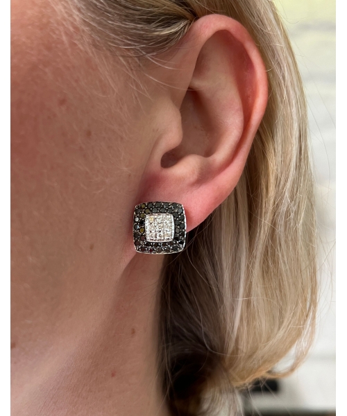 14K White Gold, Earrings with White and Black Diamonds, 1990s, 14K White Gold - 2