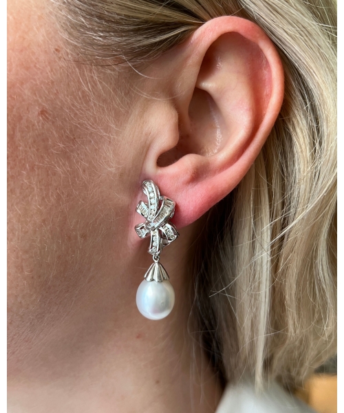 17K Gold, Clip Pearl and Diamond Earrings, Vintage - 2