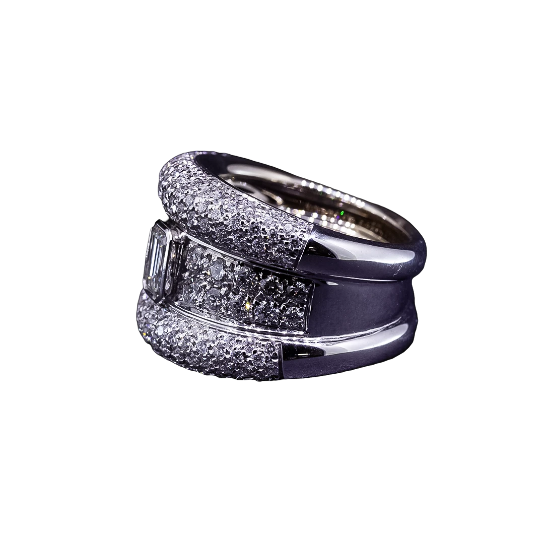 Złoty pierścionek z diamentami 3.80 ct włoskiej marki Ambrosi