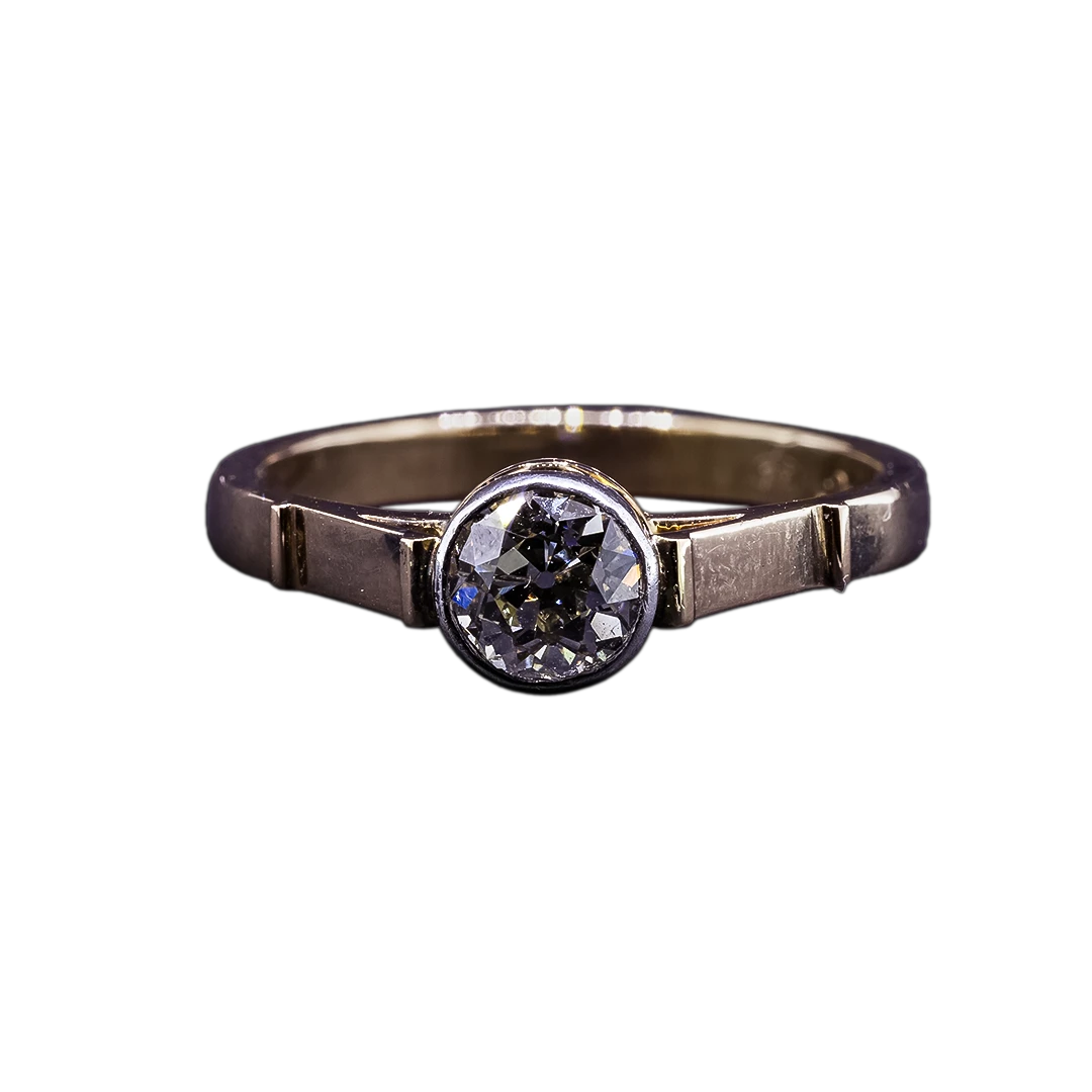 Gold ring with an old-cut diamond, second half of the 20th century, Krakow