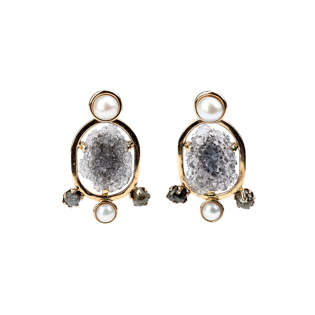Gold earrings with raw quartz, raw diamonds and pearls