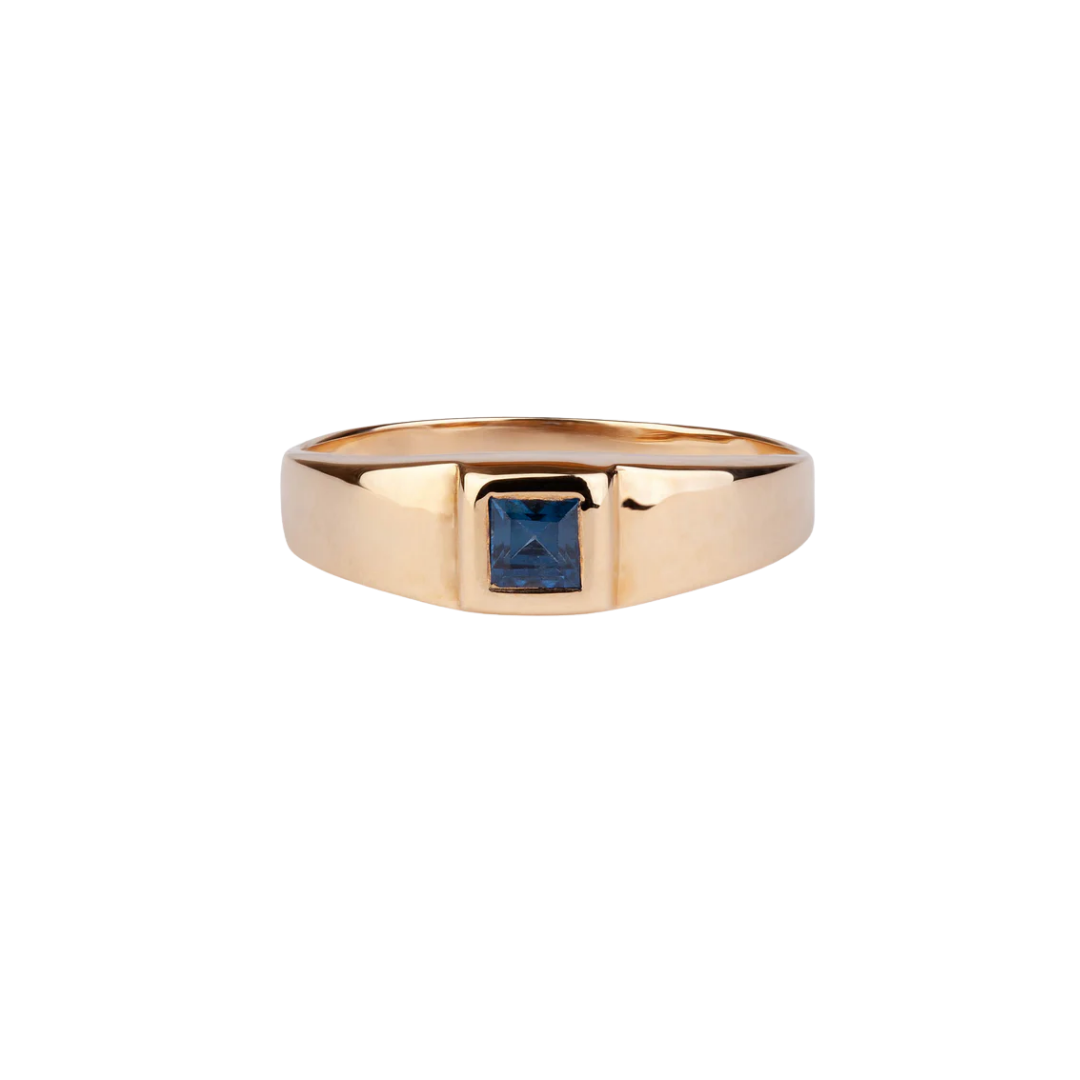 Gold signet ring with sapphire