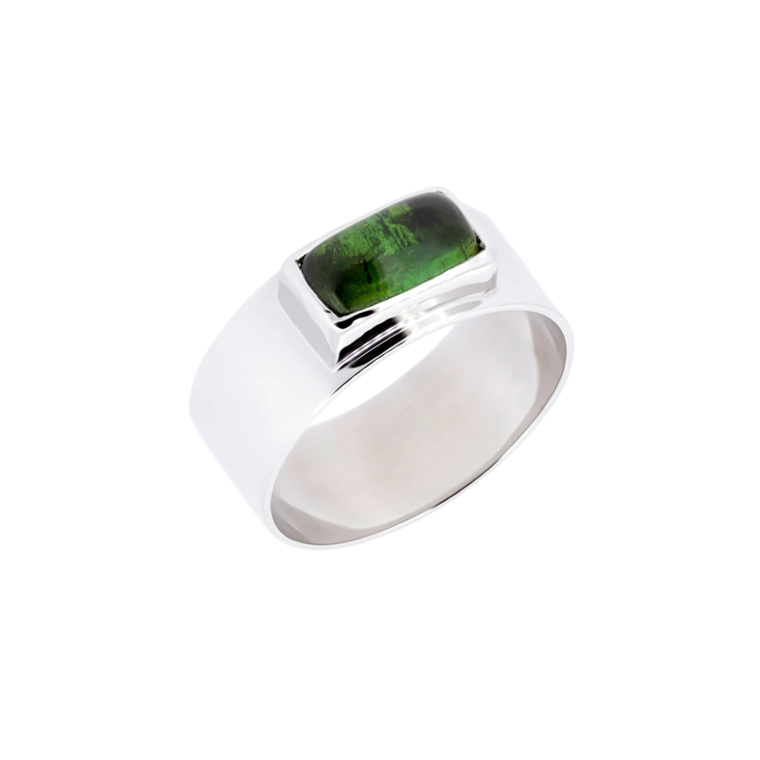 Gold signet ring with green tourmaline