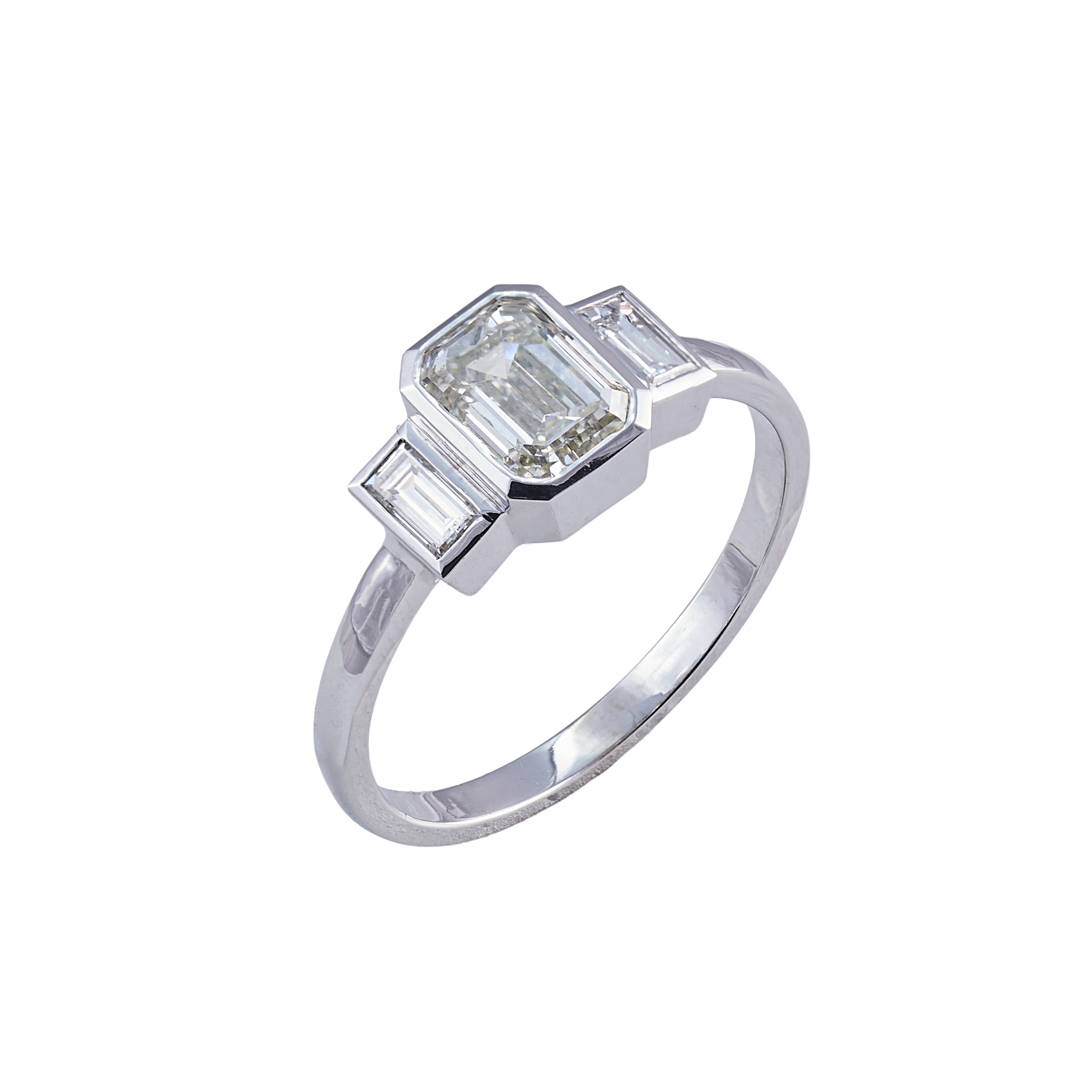 Złoty pierścionek zaręczynowy z diamentem w szlifie Emerald oraz bagietami diamentowymi, GIA